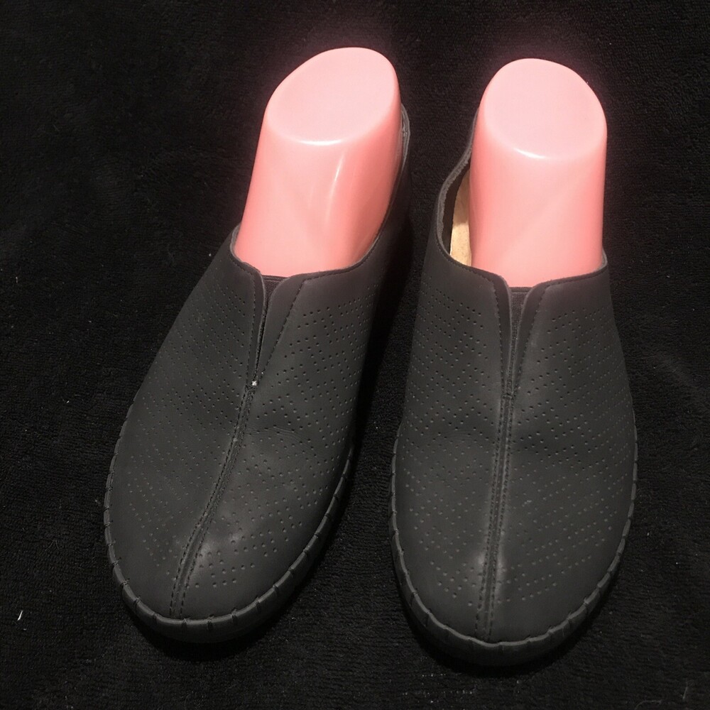 Easy Street Comfort Wave Women's Slip On Shoes Size 8M Extreme Soft Ultra Light